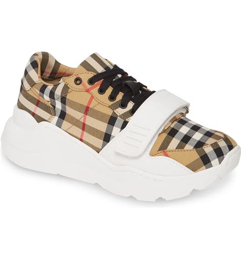 burberry sneaker dames|Burberry sneakers for females.